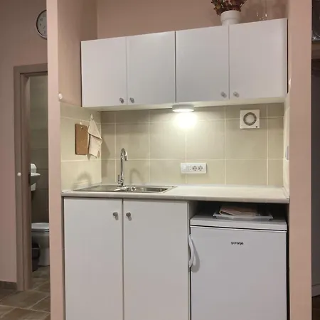 Apartamento Anrora 3 Belgrado